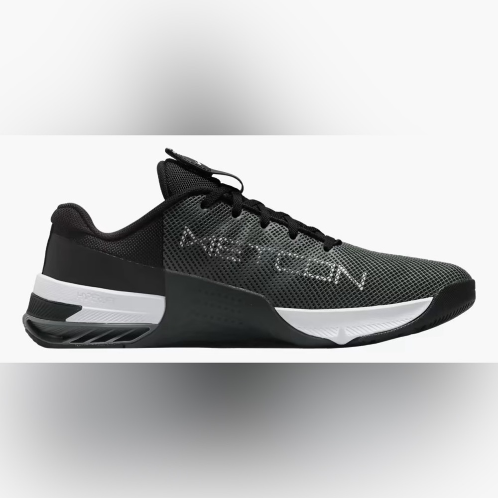 Men’s size 10 Nike Metcon used